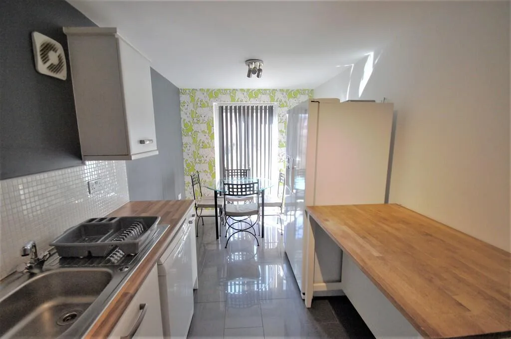 4 bedroom detached house for rent