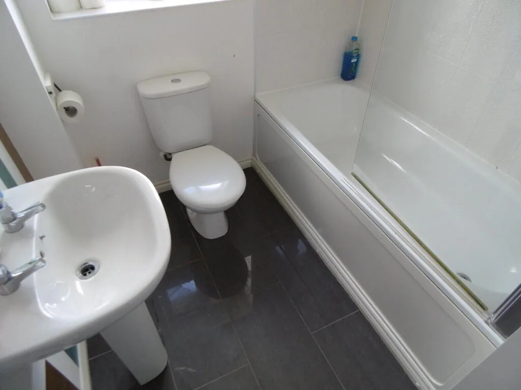 4 bedroom detached house for rent