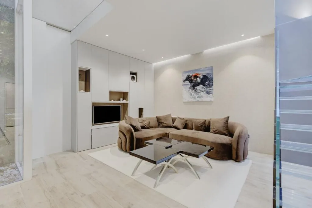4 bedroom terraced house for rent