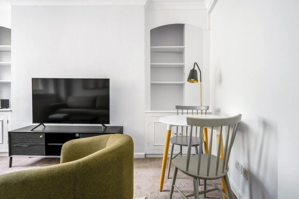1 bedroom apartment for rent