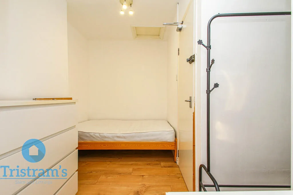 1 bedroom house share for rent
