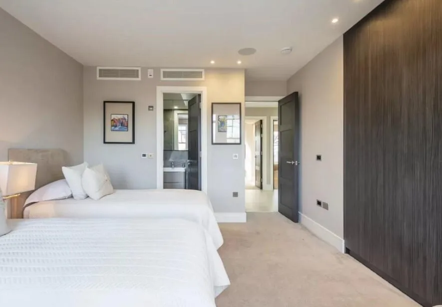 4 bedroom flat for rent