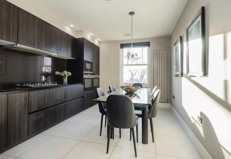4 bedroom flat for rent