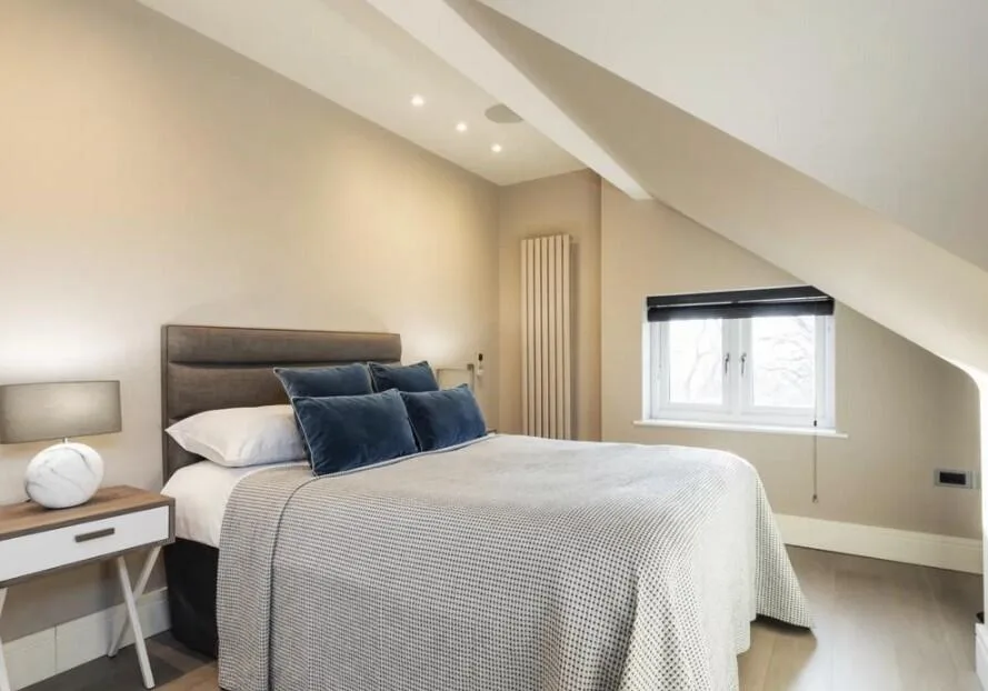 4 bedroom flat for rent