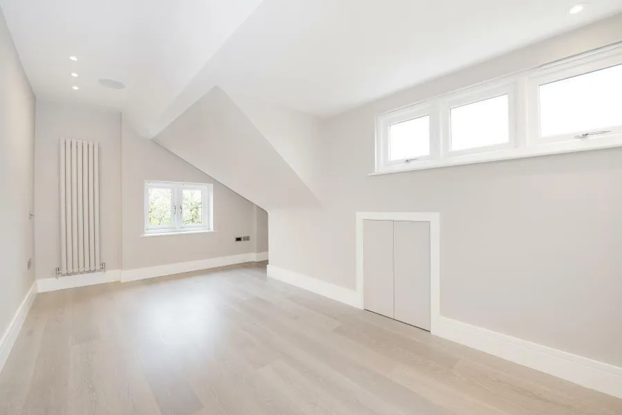 4 bedroom flat for rent