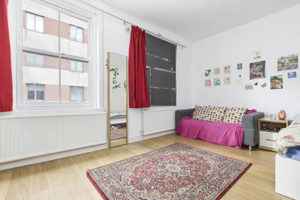 3 bedroom maisonette for rent