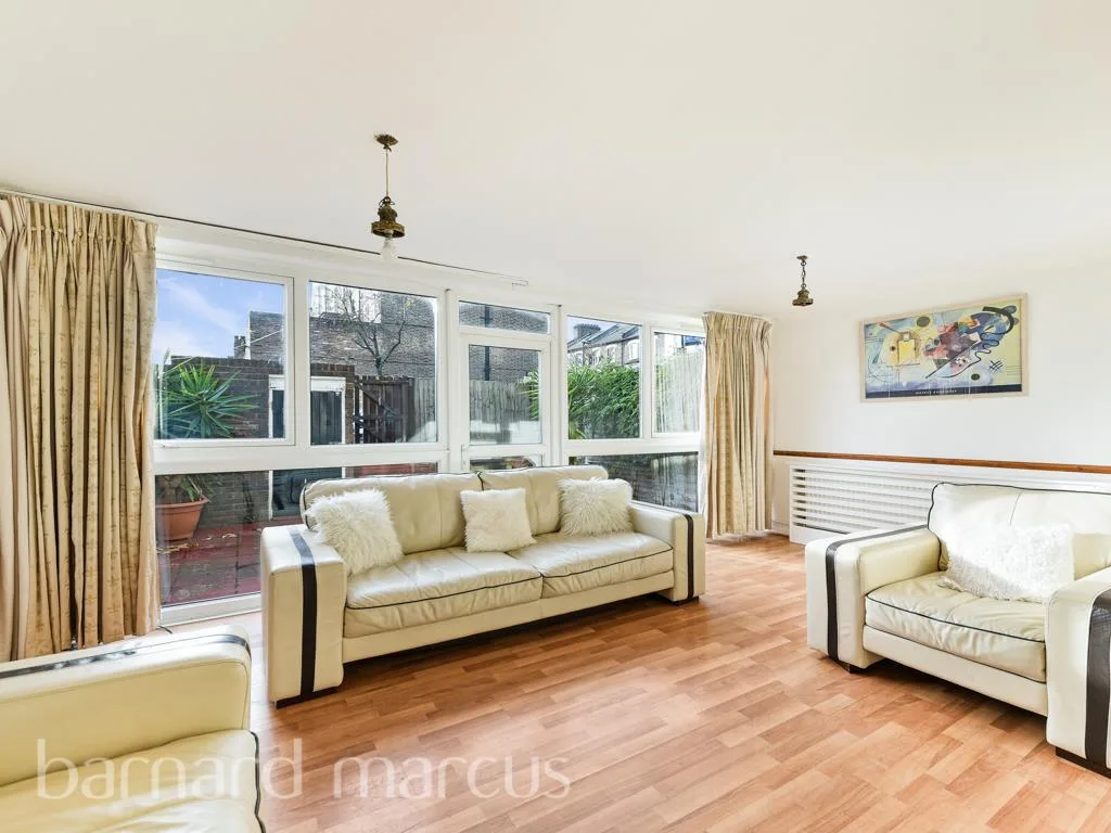 3 bedroom duplex for rent