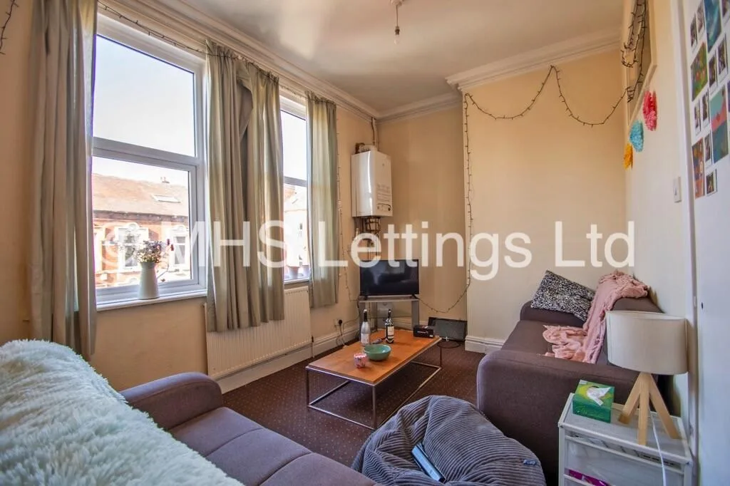 1 bedroom flat share for rent