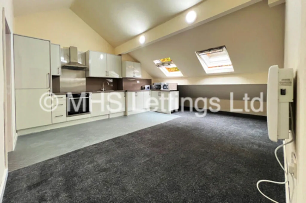 1 bedroom house share for rent