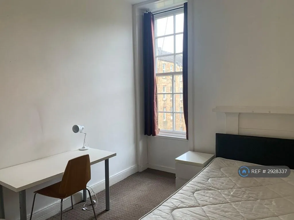 4 bedroom flat for rent