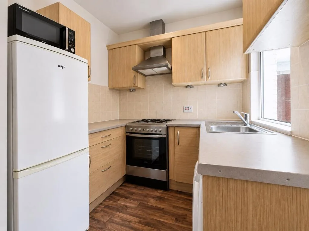 2 bedroom house for rent