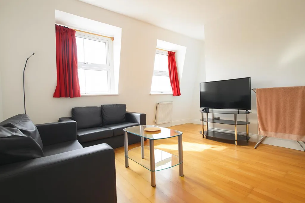 2 bedroom apartment for rent