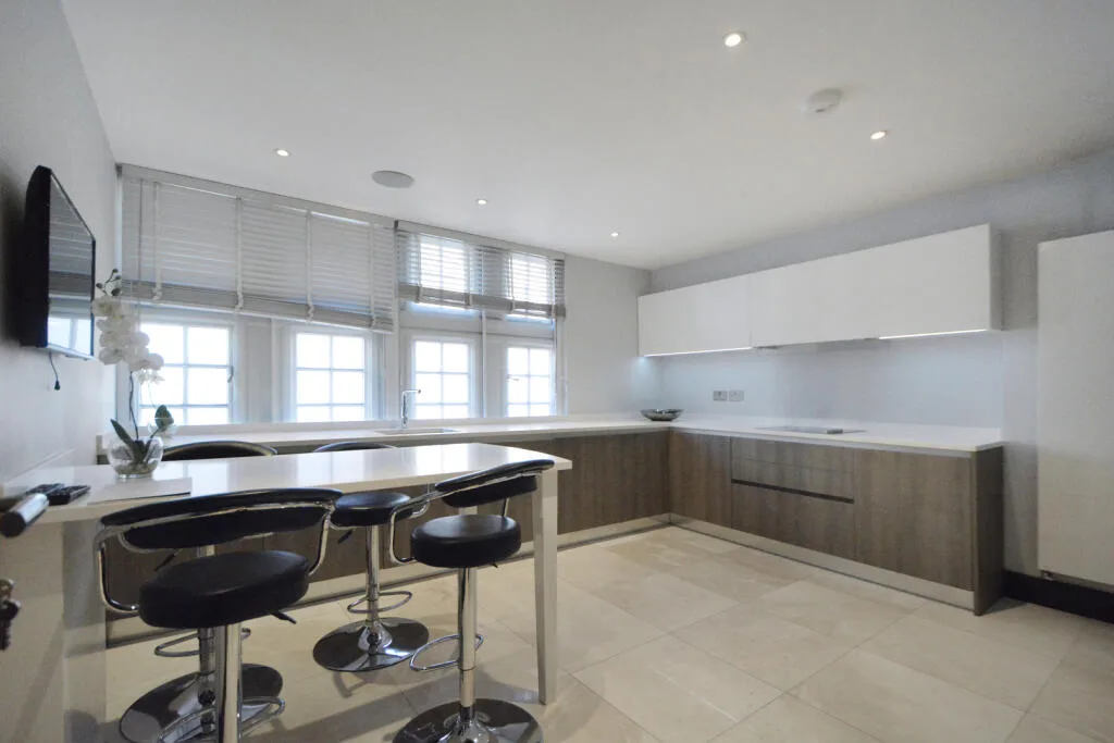 3 bedroom apartment for rent