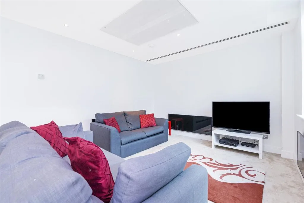 3 bedroom penthouse for rent