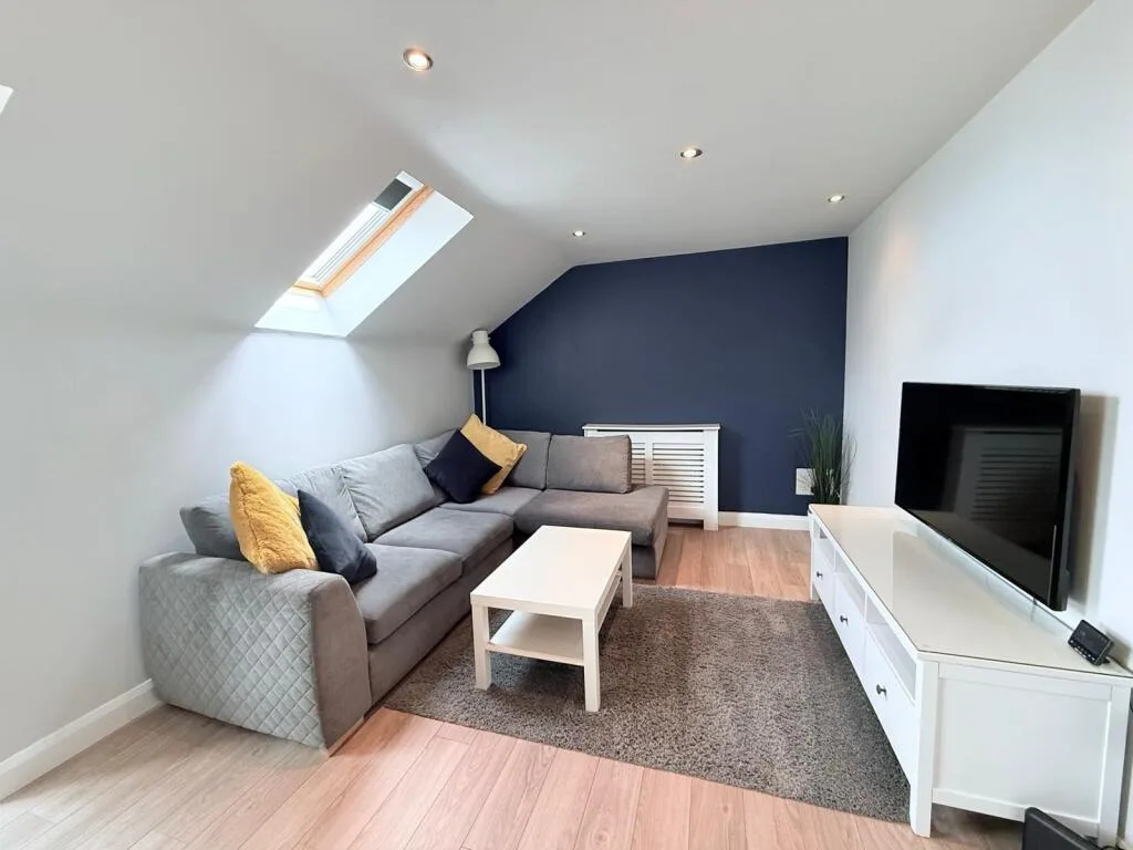 2 bedroom apartment for rent