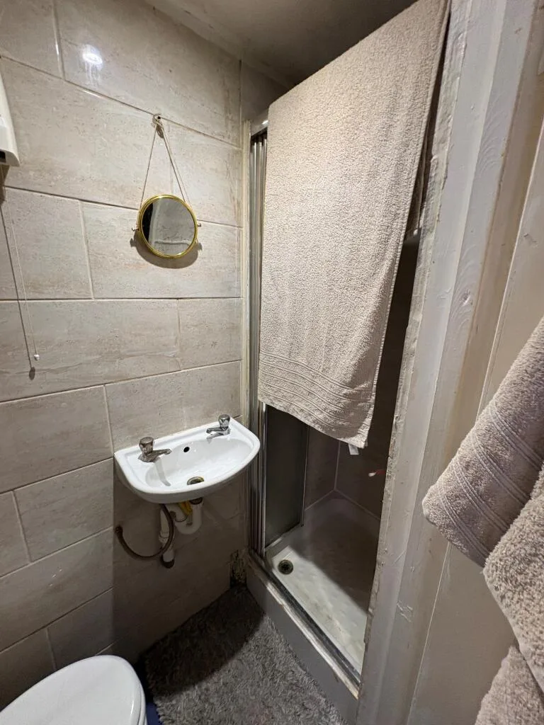Studio flat for rent