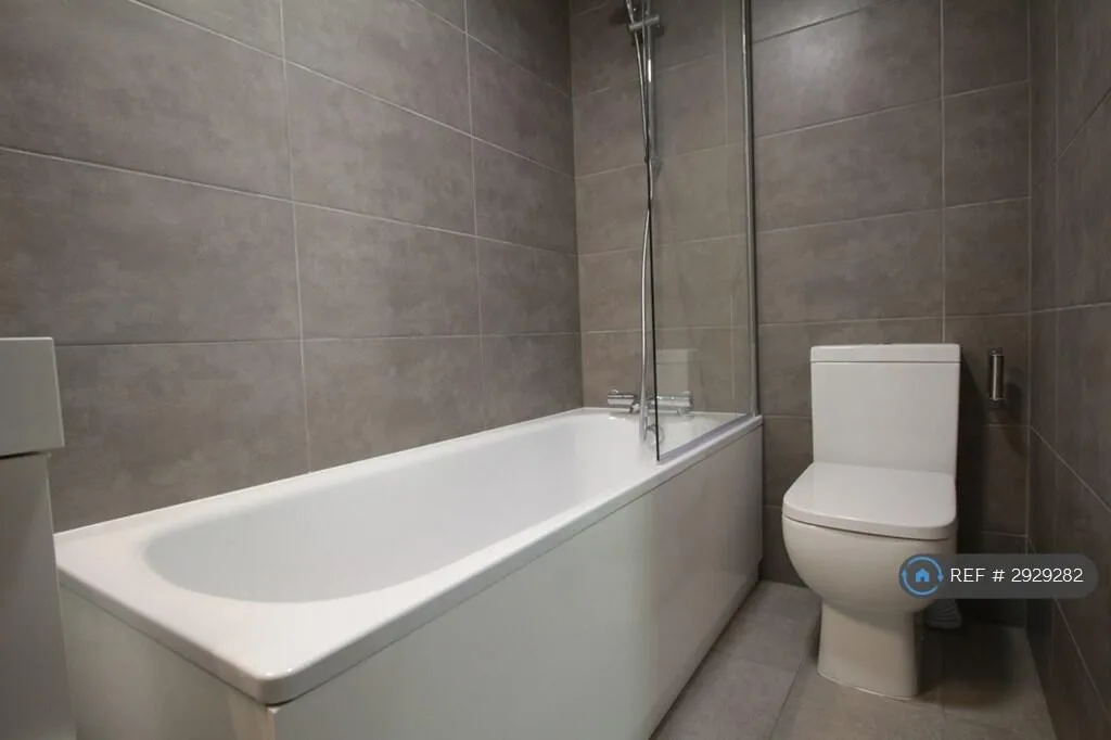 4 bedroom terraced house for rent