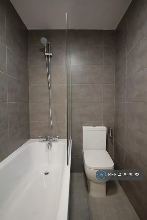 4 bedroom terraced house for rent