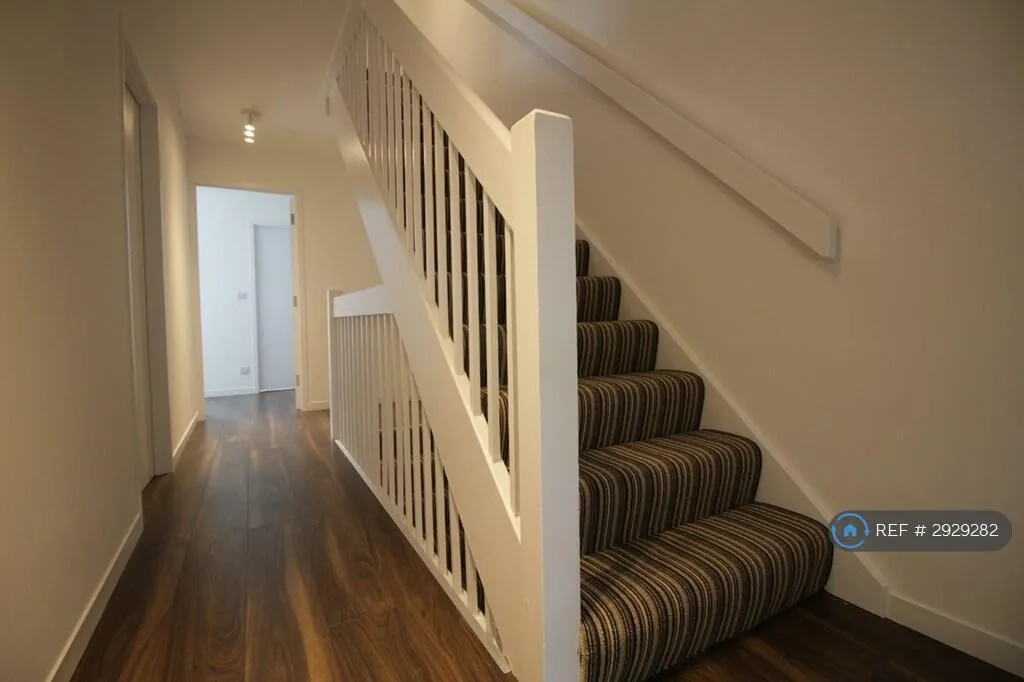 4 bedroom terraced house for rent
