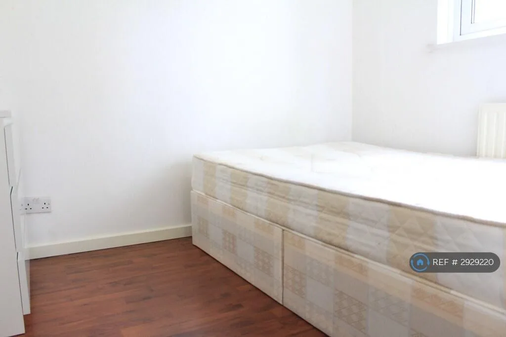 4 bedroom flat for rent