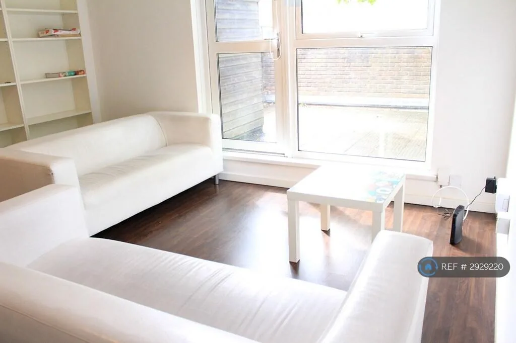 4 bedroom flat for rent