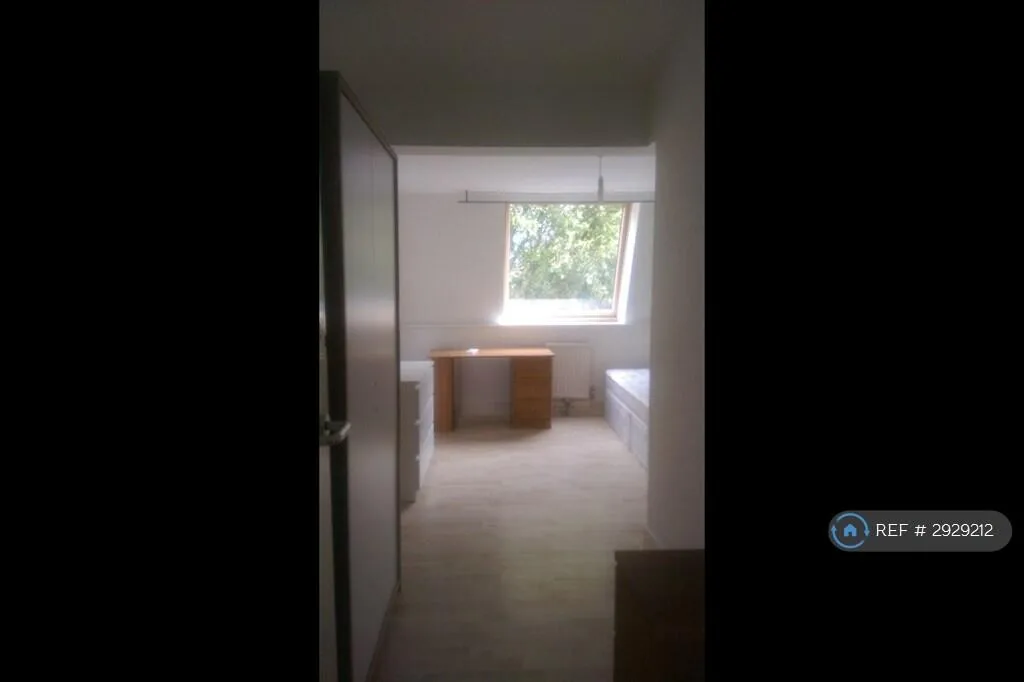 4 bedroom flat for rent