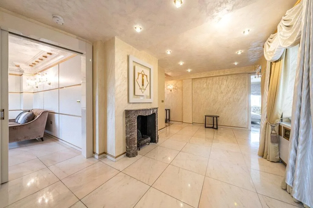 3 bedroom apartment for rent