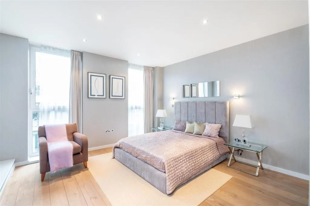 2 bedroom penthouse for rent