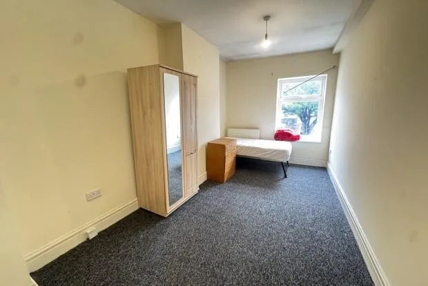 4 bedroom terraced house for rent