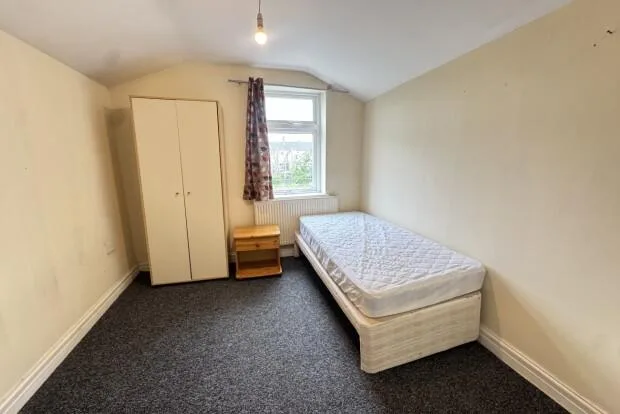 4 bedroom terraced house for rent