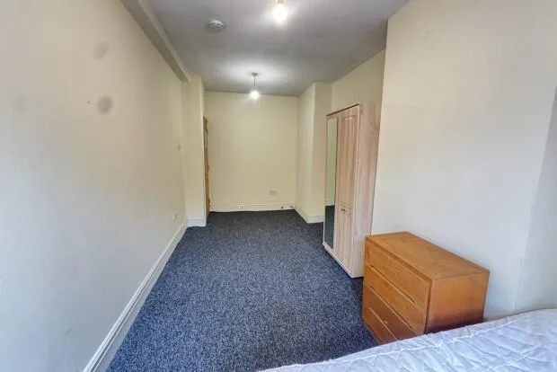 4 bedroom terraced house for rent