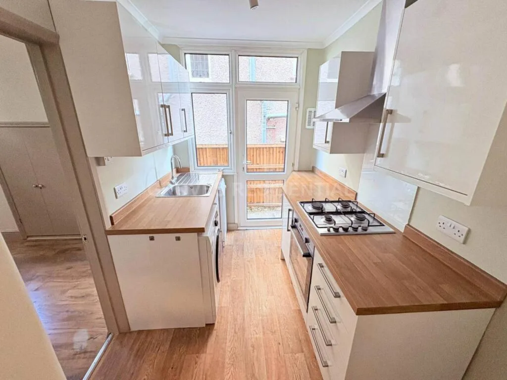 2 bedroom flat for rent