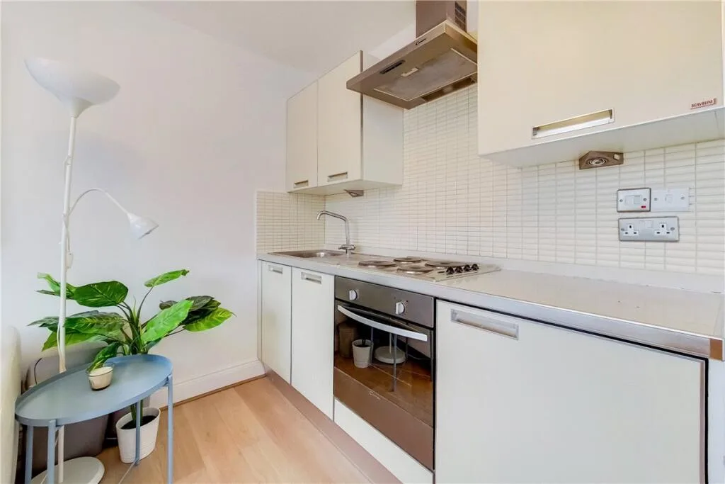 Studio flat for rent