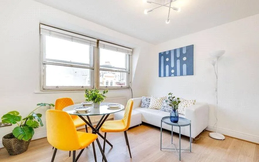 Studio flat for rent