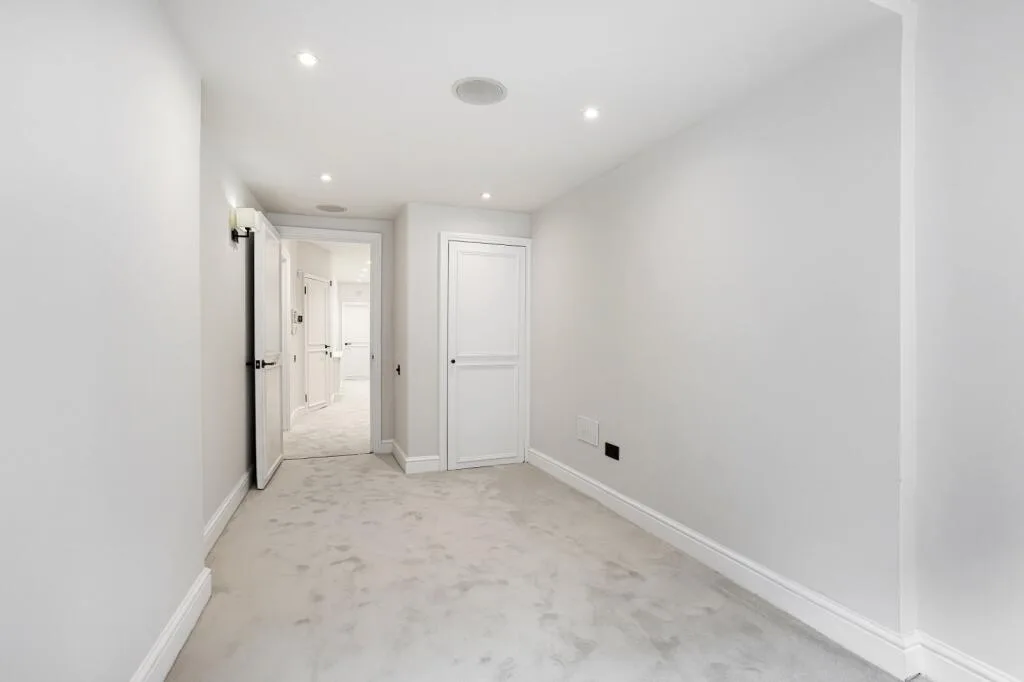 3 bedroom maisonette for rent