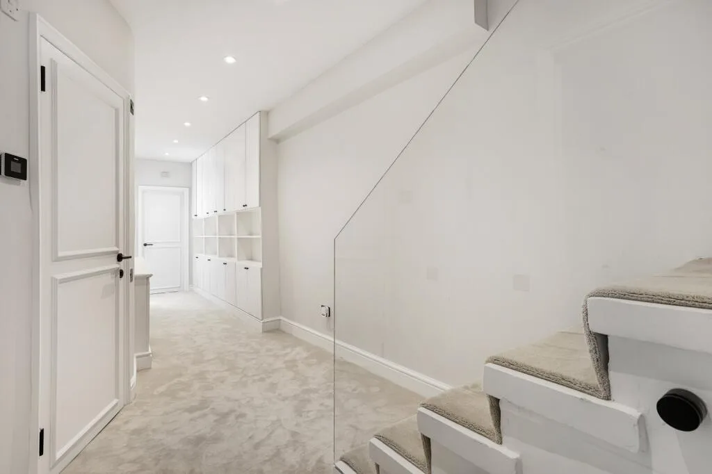 3 bedroom maisonette for rent