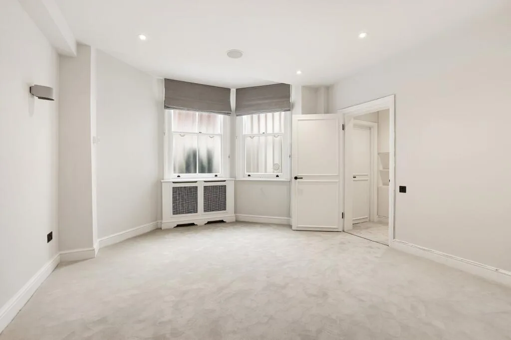 3 bedroom maisonette for rent