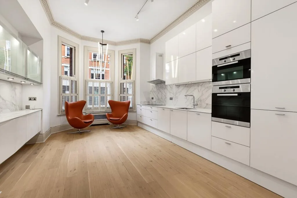 3 bedroom maisonette for rent