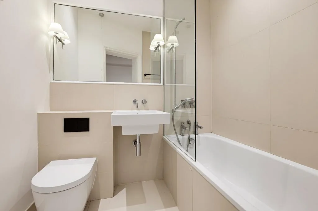 3 bedroom maisonette for rent