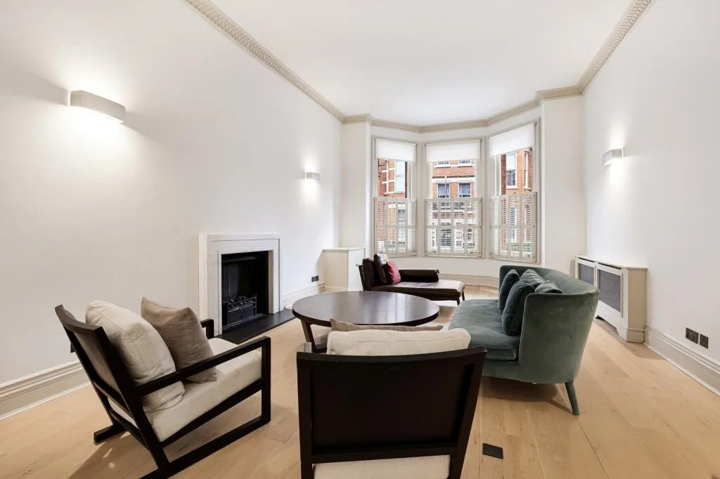 3 bedroom maisonette for rent
