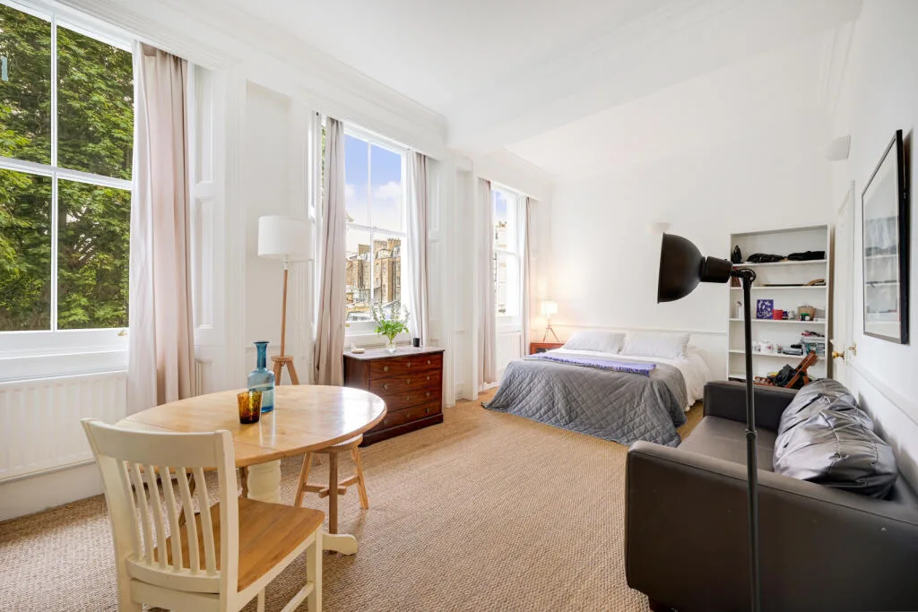 Studio flat for rent