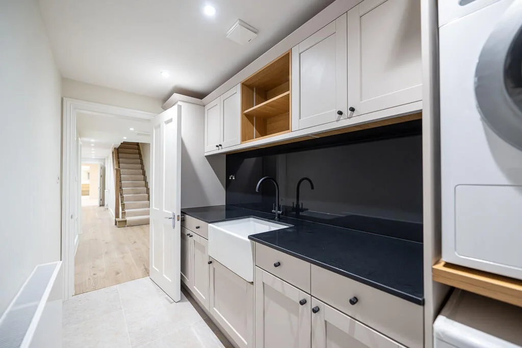 3 bedroom maisonette for rent