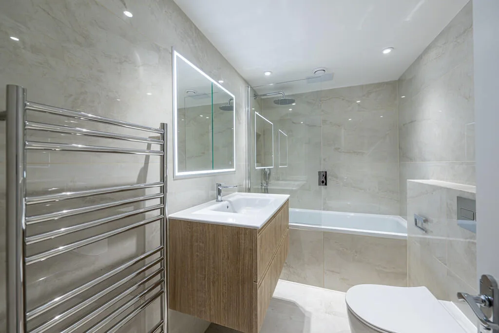 3 bedroom maisonette for rent