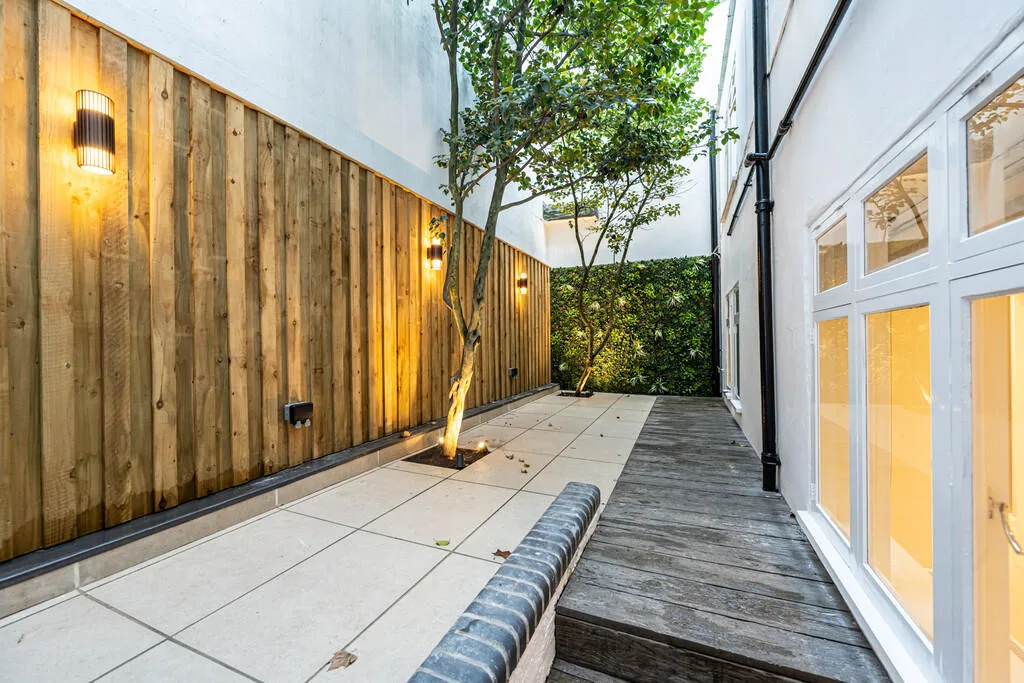 3 bedroom maisonette for rent