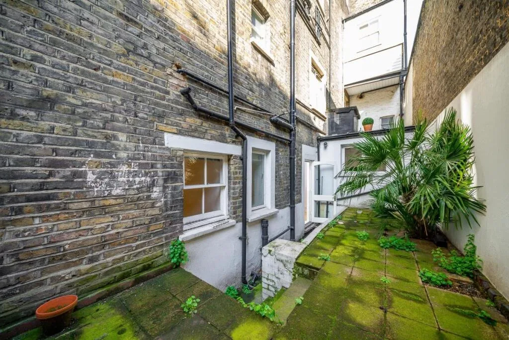 2 bedroom flat for rent