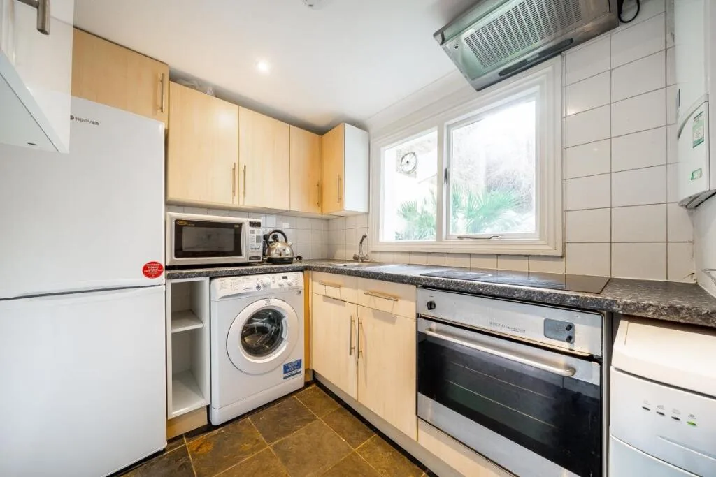 2 bedroom flat for rent