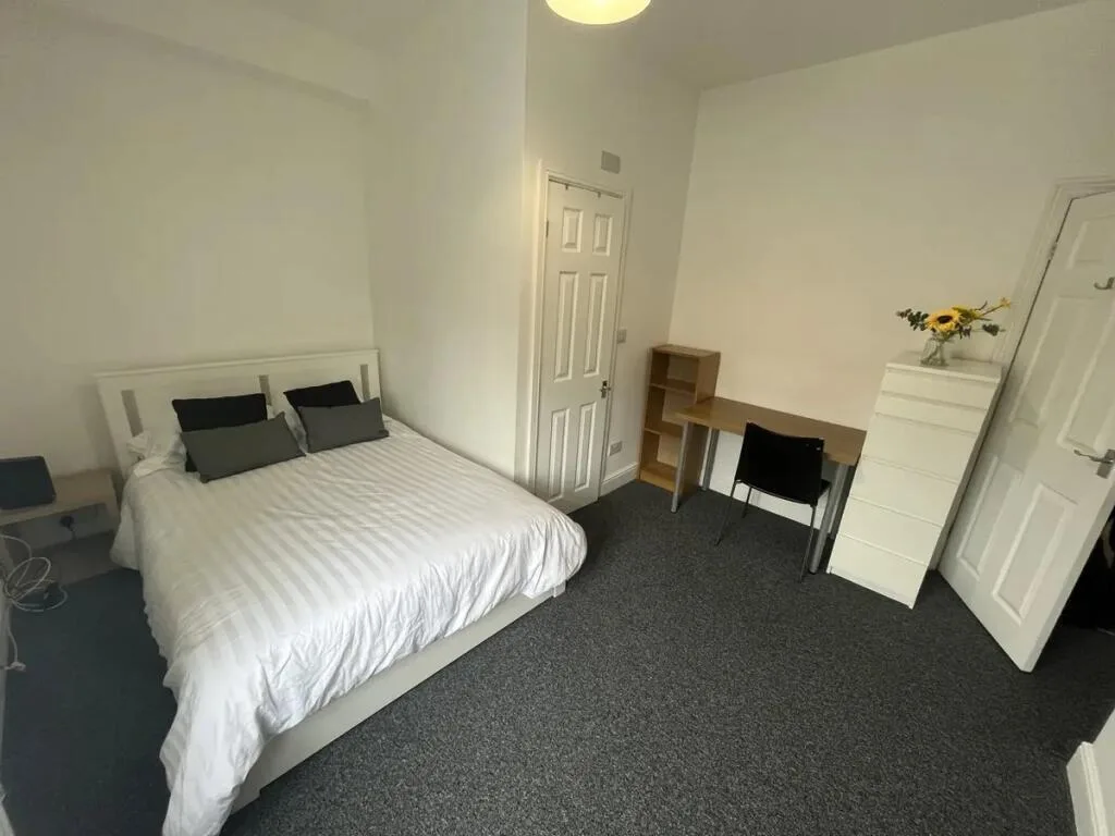 4 bedroom terraced house for rent