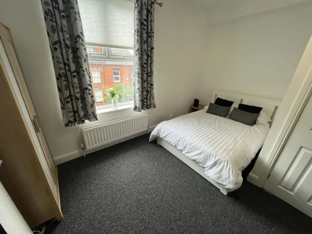 4 bedroom terraced house for rent