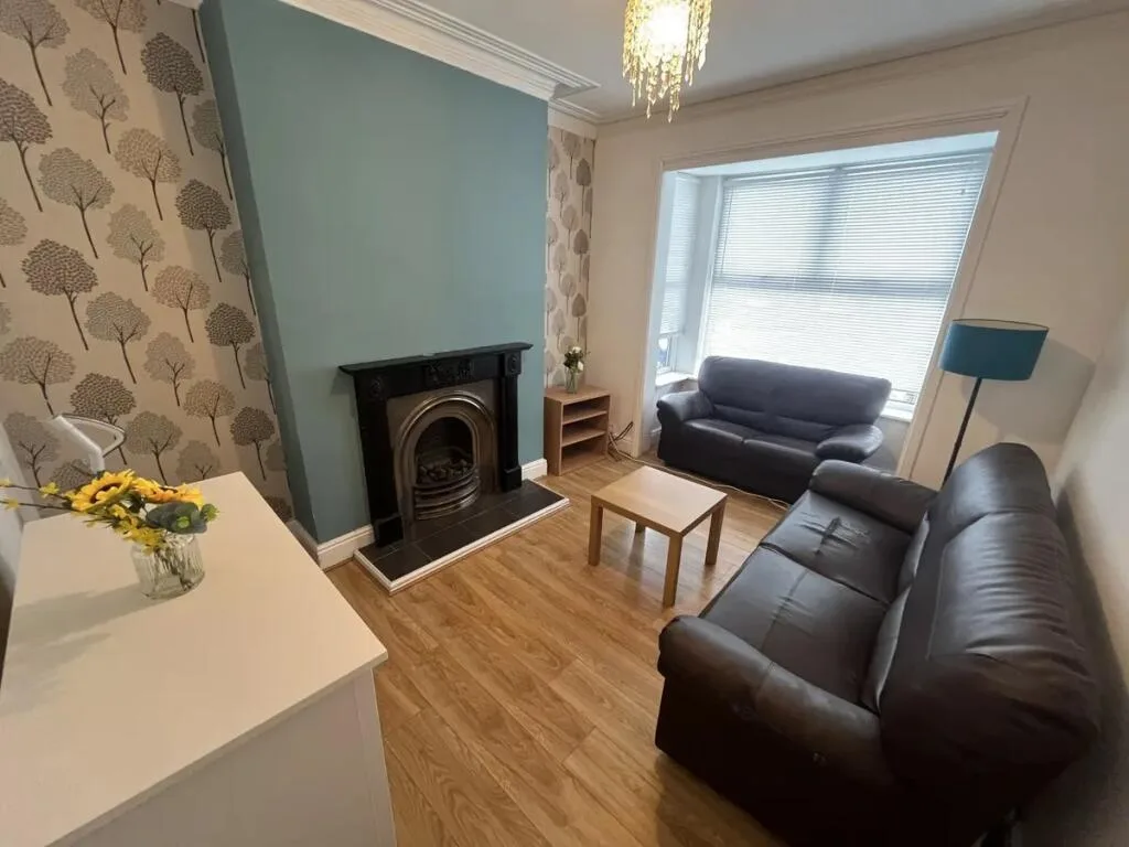 4 bedroom terraced house for rent