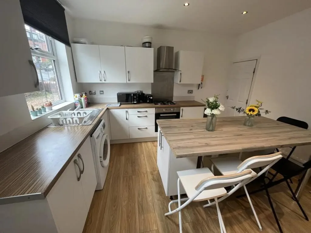 4 bedroom terraced house for rent